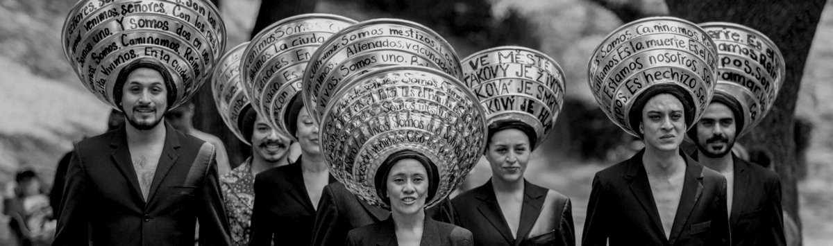 LOStheULTRAMAR<br>Tribu nómada en espacio público